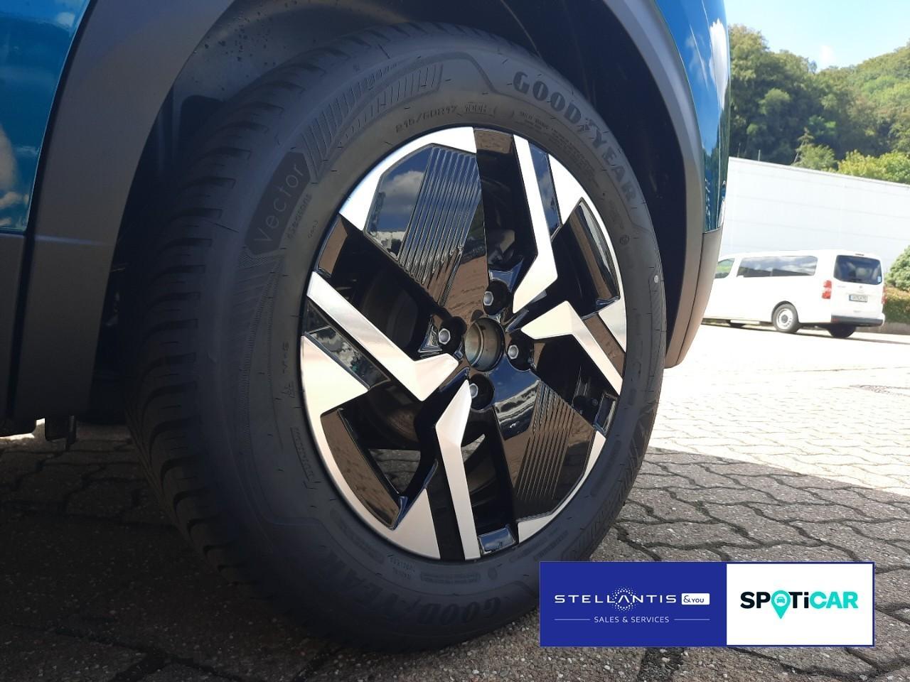 Peugeot 2008 Mild Hybrid 145 GT