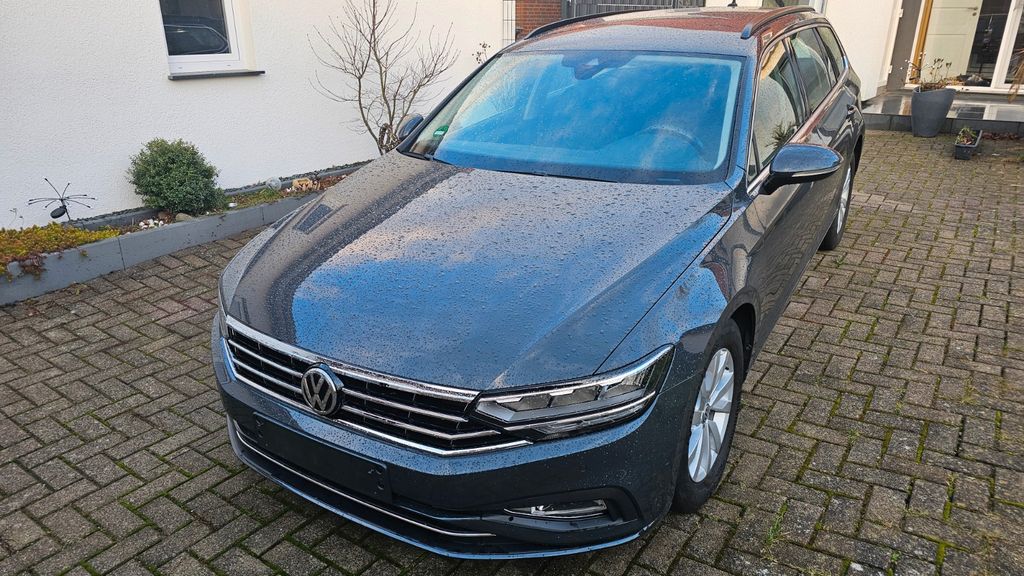 Image of Volkswagen Passat