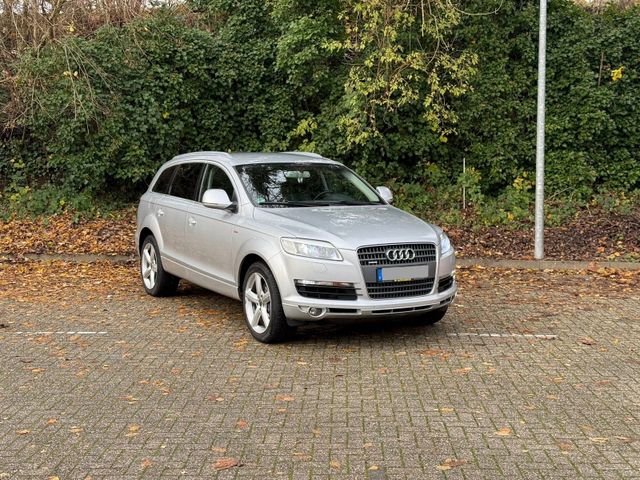 Audi AUDI Q7 4L S-Line zu verkaufen.