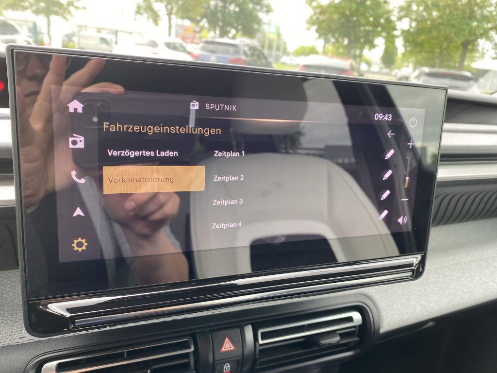 Fahrzeugabbildung Citroën e-C3 Aircross MAX *11 kW*Winter-Pak*Cam*Navi*