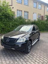 Mercedes-Benz ML 280 CDI 4MATIC - - Mercedes-Benz ML 280 in Stuttgart