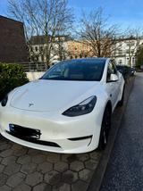 Tesla Model Y Long Range Dual Motor AWD Long Range - Tesla Gebrauchtwagen in Hamburg