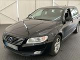 Volvo V70 Kombi Kinetic AWD 2.4D Inkl. Doppel Garantie - Volvo V70 mit Diesel-Antrieb: 2.4