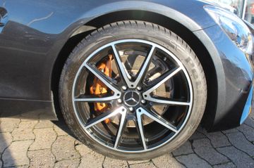 Fahrzeugabbildung Mercedes-Benz AMG GT 4.0 V8 DCT PERFSITZE-PANO-BURMESTER-GTR