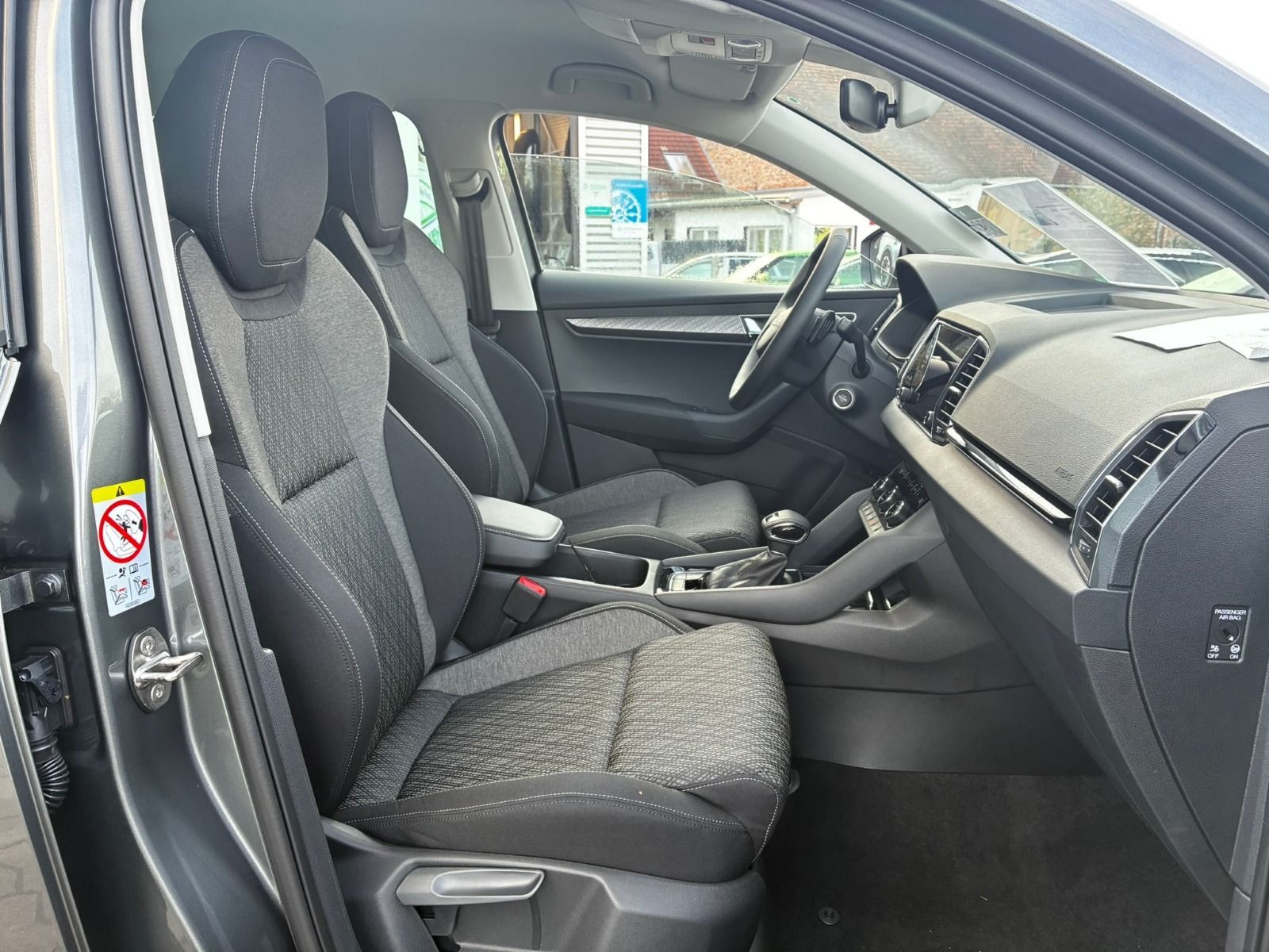 Fahrzeugabbildung SKODA Karoq 1.5 TSI ACT Selection OPF