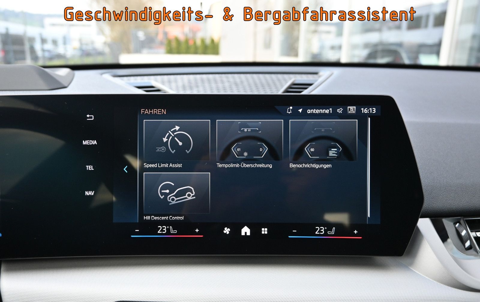 Fahrzeugabbildung BMW X1 xDrive25e Aut. °AHK°HEAD-UP°360°-KAM°MEMORY°