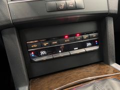 MERCEDES-BENZ E 220 CDI BE/ RENTNER/ 66.tKM/ GARANTIE/ MERCEDES-BENZ E 220 CDI BE/ RENTNER/ 66.tKM/ GARANTIE/