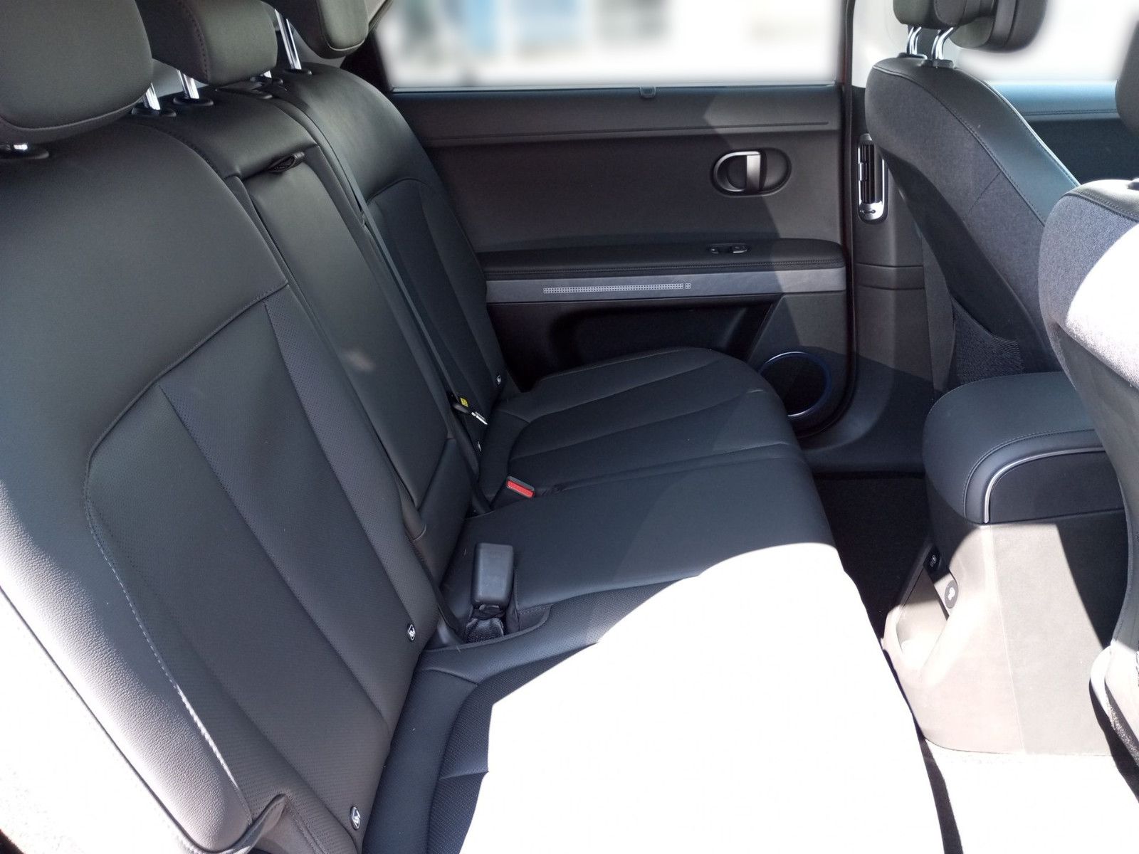 Fahrzeugabbildung Hyundai IONIQ 5 84kWh Uniq Relax Paket