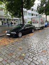 BMW 525i A - - BMW 525 aus 2000: 525i