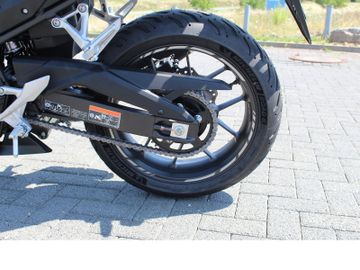 Honda CBR500R e-Clutch