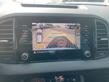 Skoda Karoq 1.0 TSI Tour *2xPDC*AHK*CAM*MATRIX*SHZ*TEL