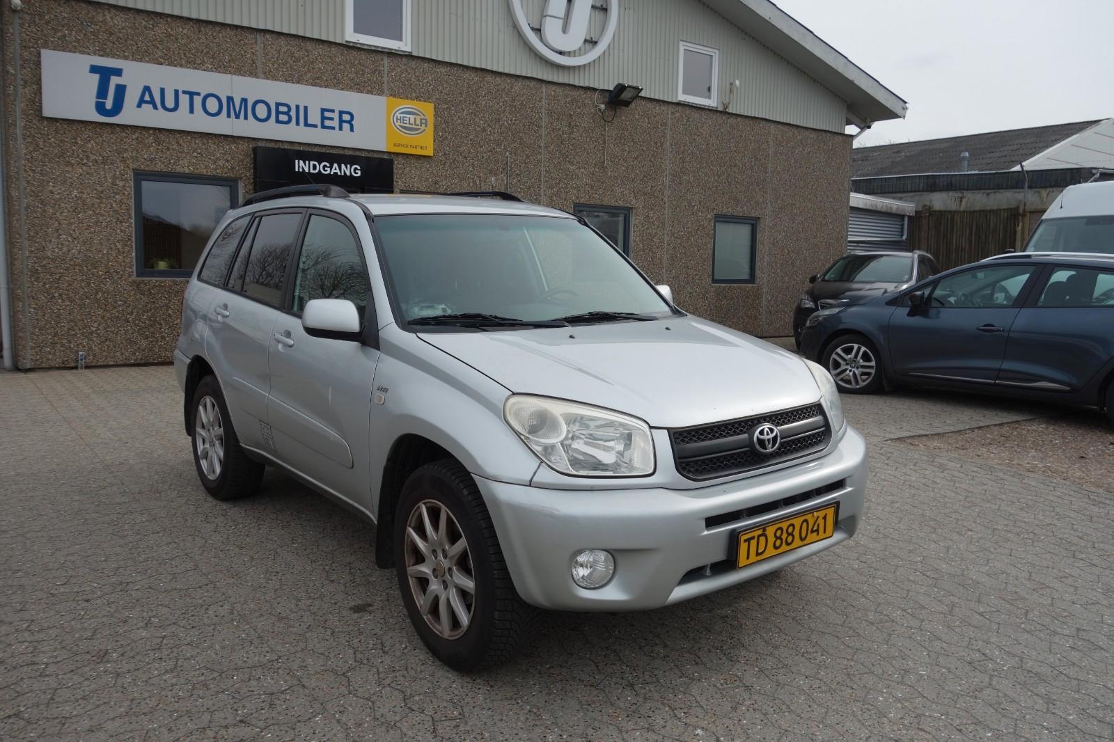 Toyota RAV4 1.8 Basis