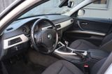 BMW 318i Touring Edition Klimaaut. Sitzh. 1 Hand - BMW aus 2011: Kombi