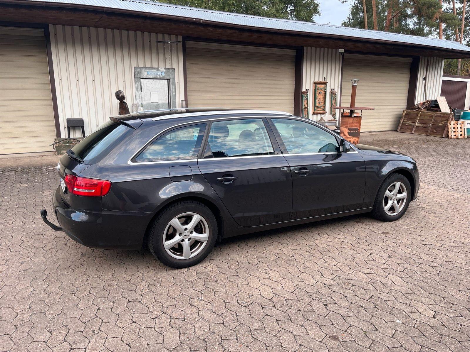 Audi A4 2008 — photo 8