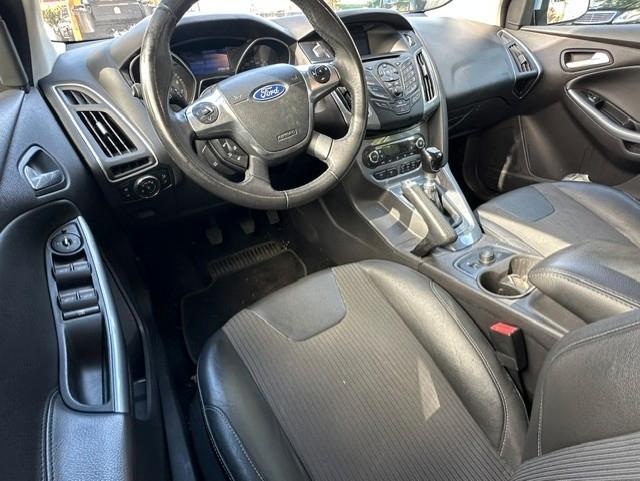 Ford Focus 2013 — photo 6