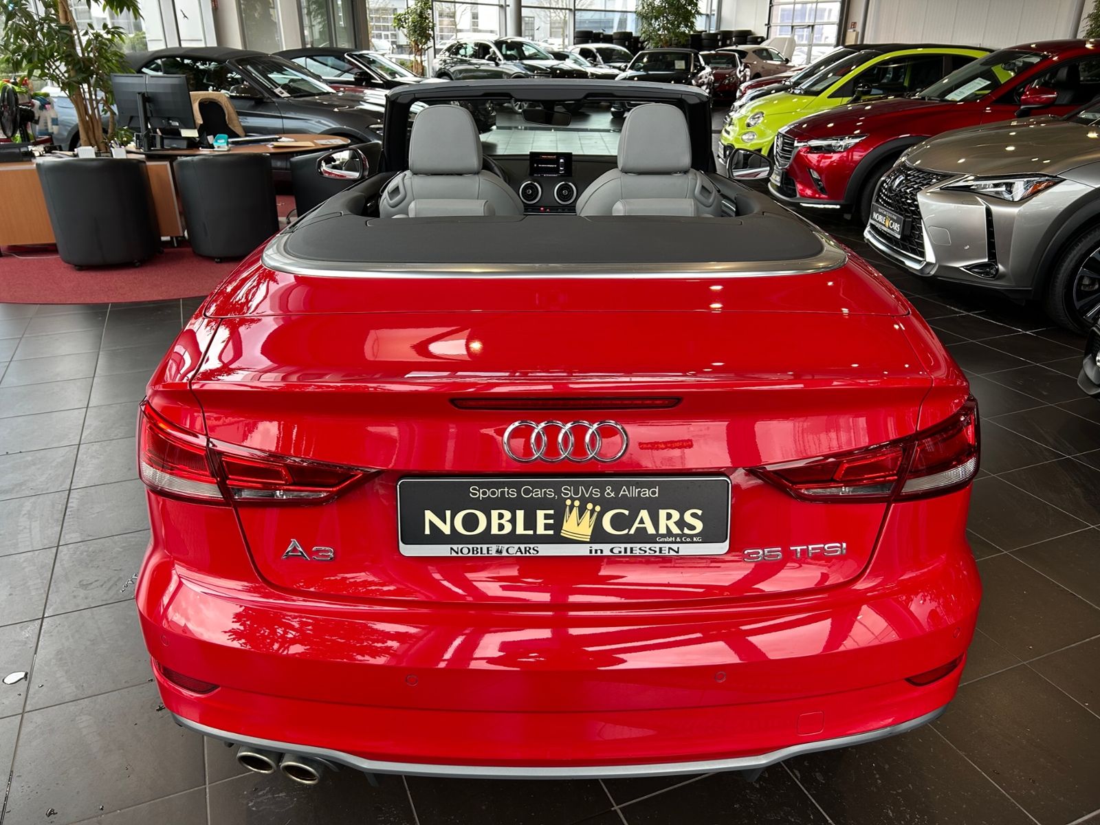 Fahrzeugabbildung Audi A3 Cabriolet 35 TFSI design XEN NAV SHZ 17"