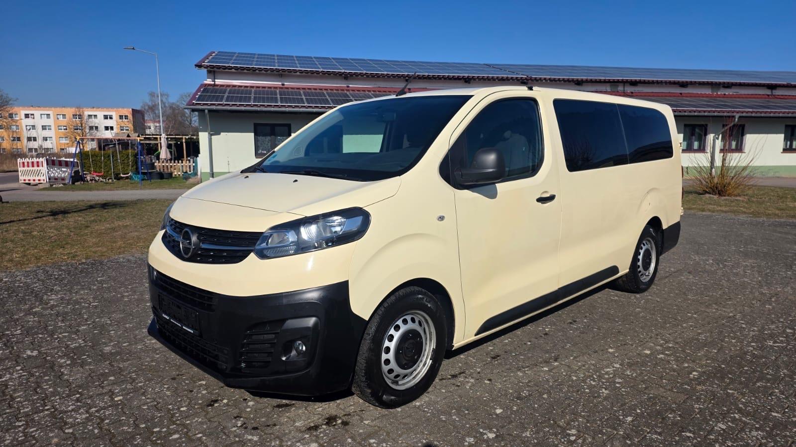Opel Vivaro Kombi L 9 Sitzer Taxi