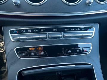 Mercedes-Benz E 200 E T-Modell E 200 d