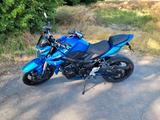 Suzuki GSR750A - SUZUKI GSR 750