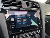 VW Golf 7 R 2.0 TSI DSG 4M 2.HD NAV PANO KAM MATRIX bei Autohaus Landmann & Maier OHG