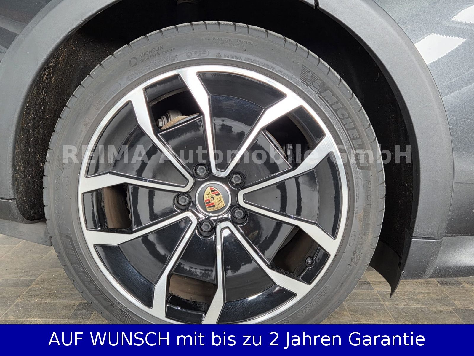 Fahrzeugabbildung Porsche Taycan Cross Turismo 4, Pano, 93KWH, SOH 93,7%