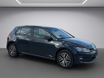 Volkswagen Golf - 7