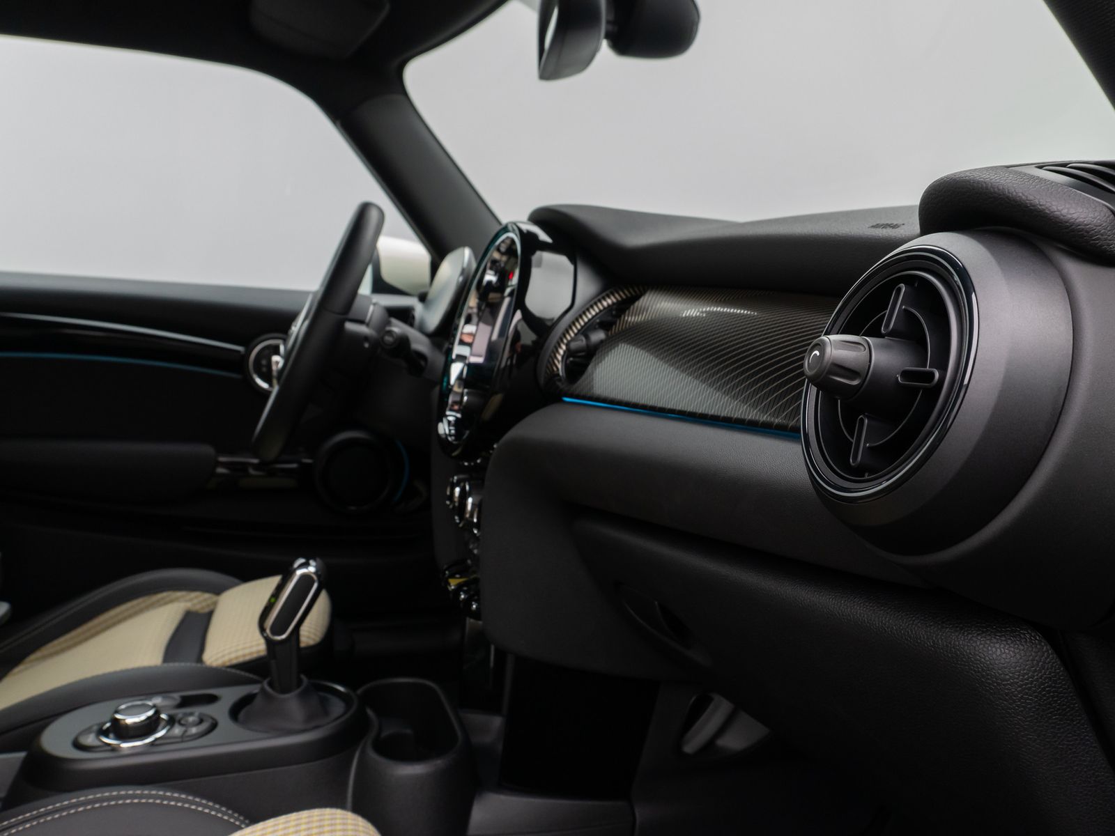 Fahrzeugabbildung MINI COOPER SE Resolute Edition PDC hinten LED Navi