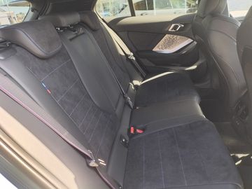 BMW 123 xDrive M Sportpaket DAB LED Komfortzg. Shz