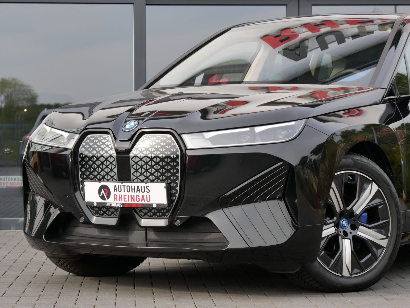 BMW iX xDrive40 1. HAND HEAD UP  imagem 2