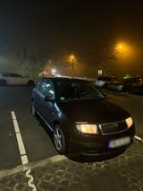 Skoda Fabia 1.4 Benzin - Skoda Fabia aus 2000: 1.4