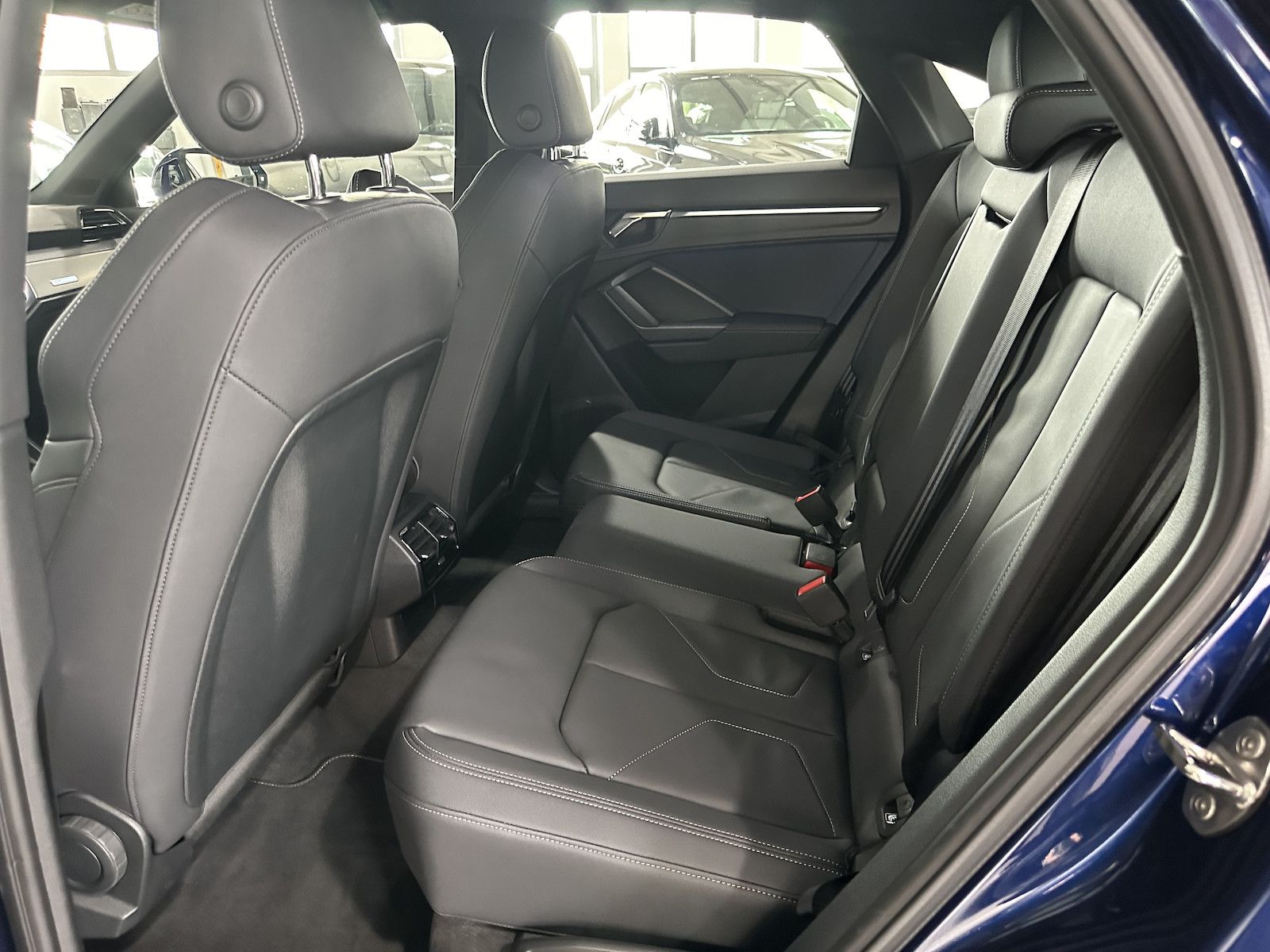Fahrzeugabbildung Audi Q3 Sportback 35 TDI S line/Pano/Matrix/20´/RFK