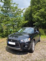 Mitsubishi Outlander 2.0 MIVEC Inform 2WD Inform - Mitsubishi Outlander in Bremen