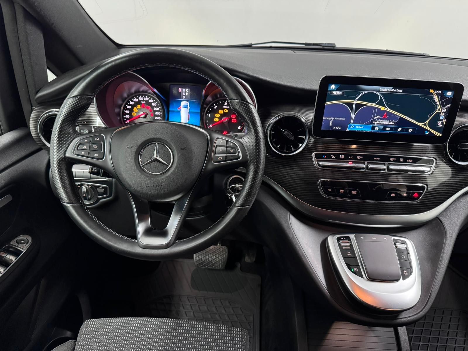 Fahrzeugabbildung Mercedes-Benz V 250 d 4Matic Aut. lang*DISTRO*LED*NAVI*AHK*SH
