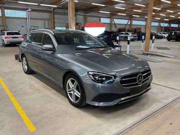 Mercedes E 220 - 6
