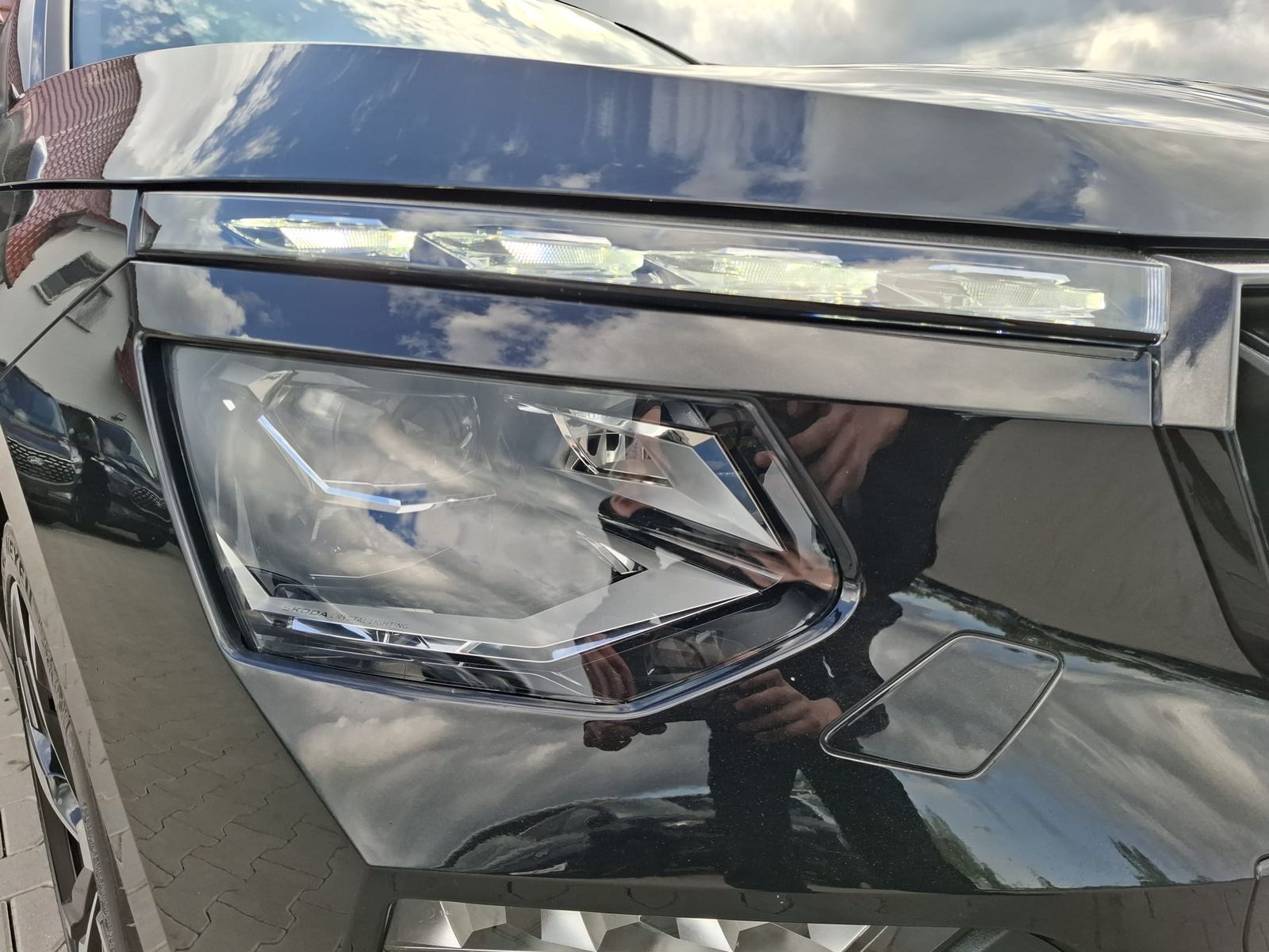 Fahrzeugabbildung SKODA Kamiq 1.5 TSI DSG Monte Carlo PANO*MATRIX*5J.GAR