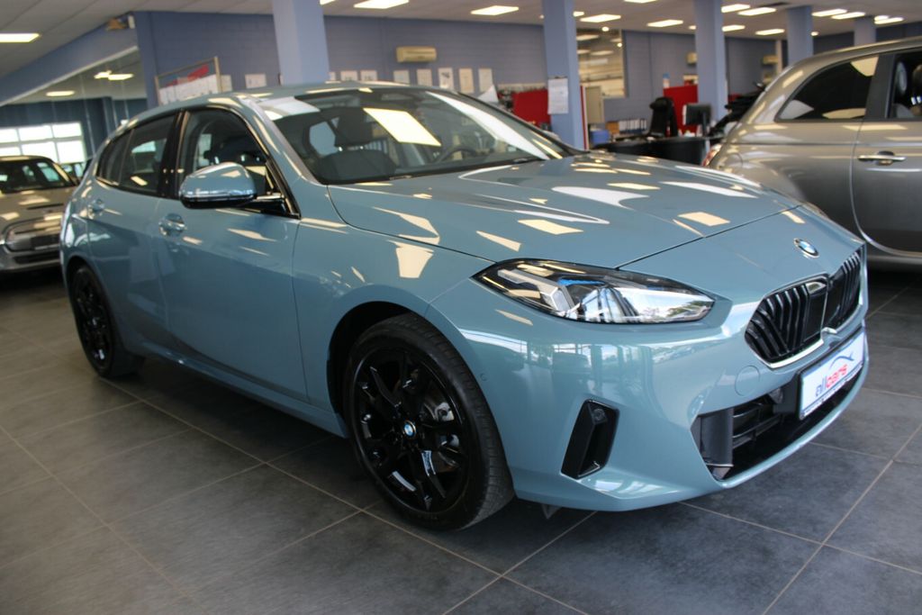 Image of BMW 120