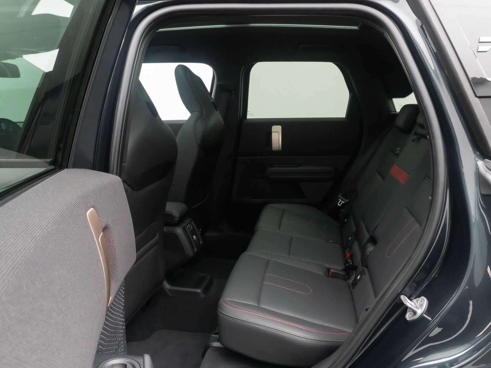 Fahrzeugabbildung MINI John Cooper Works Countryman  JCW ALL4 Panorama