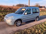 Citroën Berlingo 1.6 16V Multispace Plus Multispace Plus - Citroën Berlingo mit LPG-Antrieb: Kleinbus, 1.1