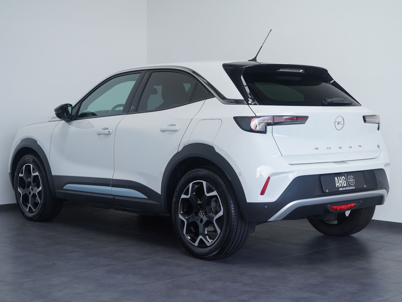 Fahrzeugabbildung Opel Mokka e Ultimate INTELLILUX/ACC/NAVI/SOH