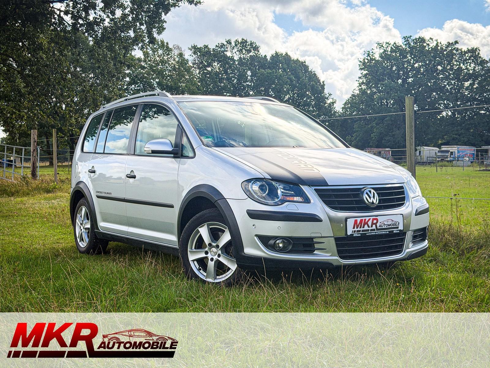 Volkswagen Touran 2.0 TDI DSG Cross SHZ/ Klima/ AHK/ ParkAs