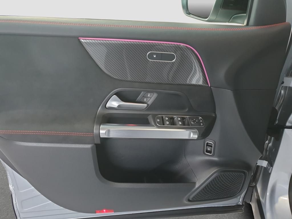 Fahrzeugabbildung Mercedes-Benz GLB 200 d AMG Line*NightPaket*Anhängevorrichtung