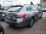 Skoda Superb Combi 2.0 TDI Style DSG LED / AHK - Skoda Superb in Wuppertal
