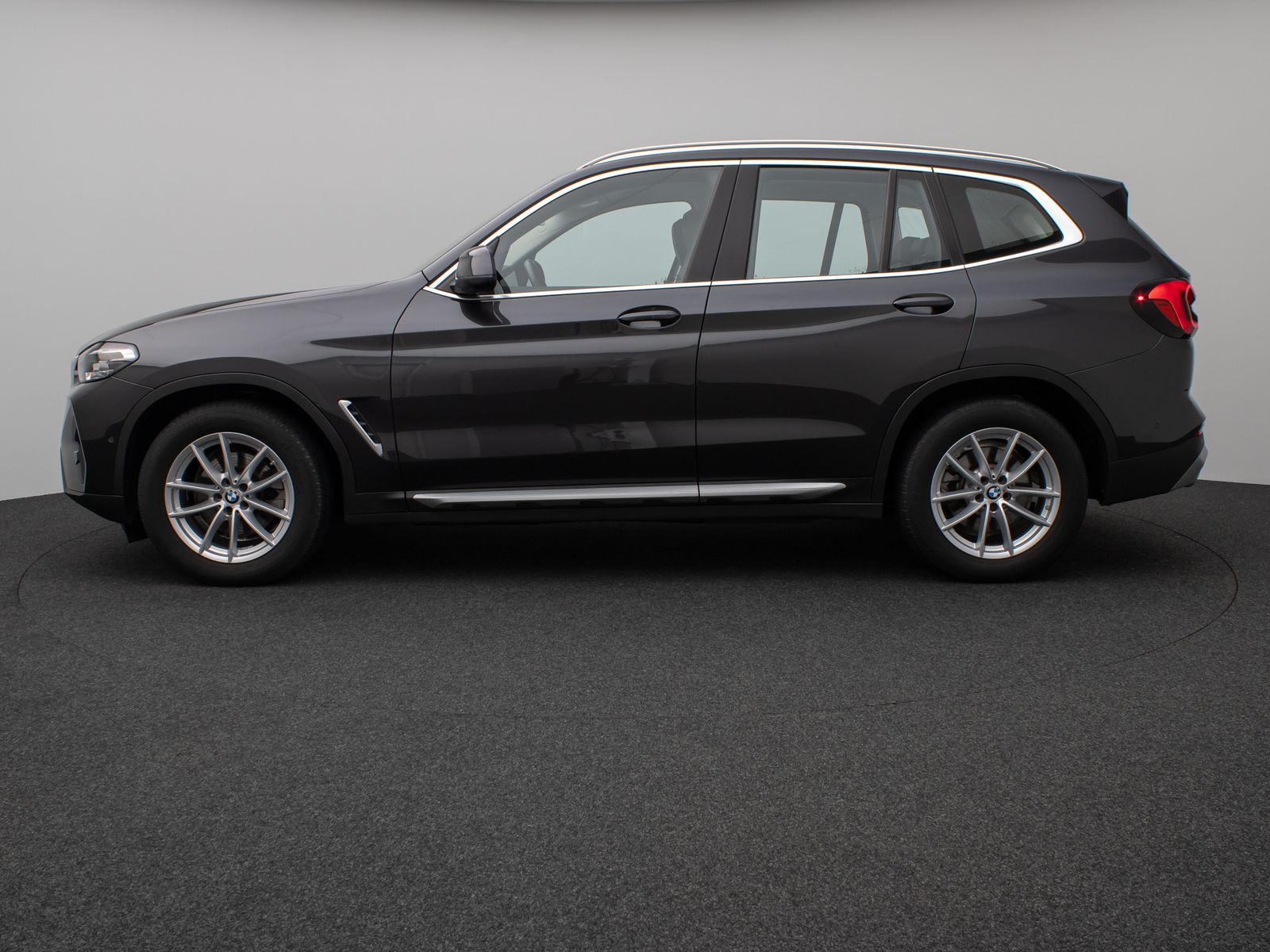 Fahrzeugabbildung BMW X3 xD20d Panorama Kamera DAB HiFi Komfort Alarm