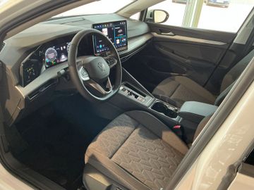 Volkswagen Golf - 11