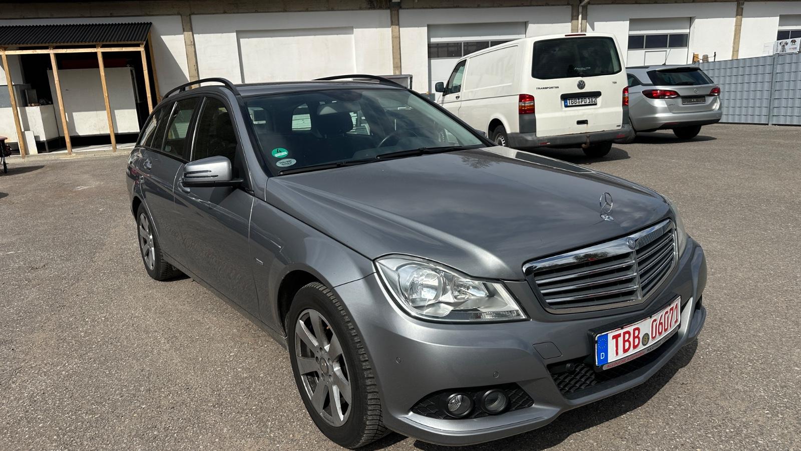 Mercedes-Benz C 220 C T-Modell C 220 T CDI BlueEfficiency