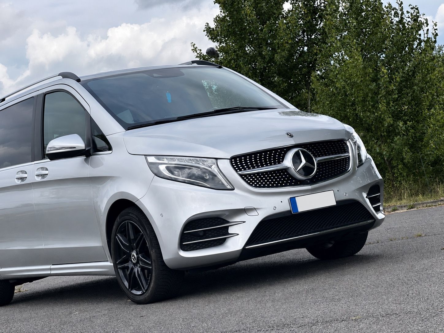 Mercedes-Benz V 220 AMG-Line foto 3