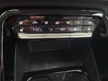Citroën C3 Hybrid 110 Max KAM+SHZ+NAVI+LED+LHZ+CarPlay