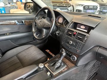 Mercedes-Benz C 200 *Tempo*Navi*Szhz*Pdc*