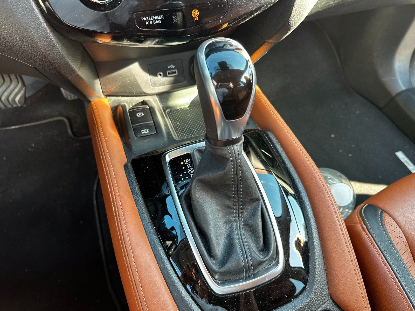 Fahrzeugabbildung Nissan X-Trail Tekna 1. Hand, TOP, Leder, HU, DS neu