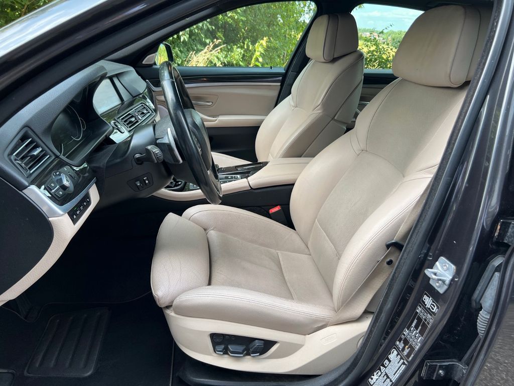 BMW 530 d xDrive Lim. VOLLAUSSTATTUNG/ 2. Hand